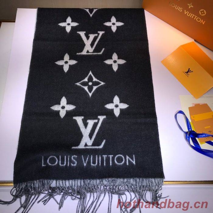 Louis Vuitton Scarf LV00038